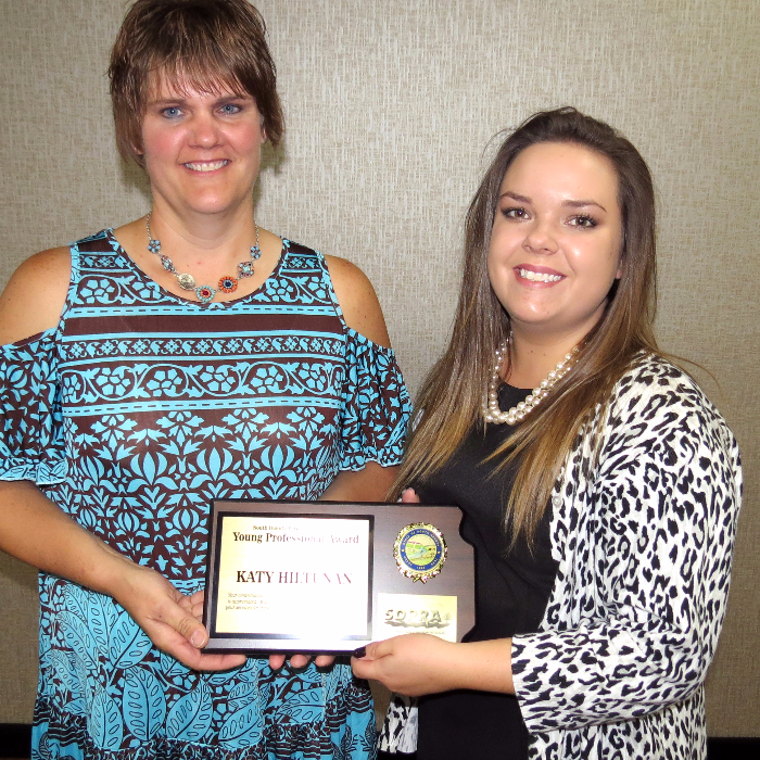 Hiltunen Receives her award from Lynn Spomer of GFP.